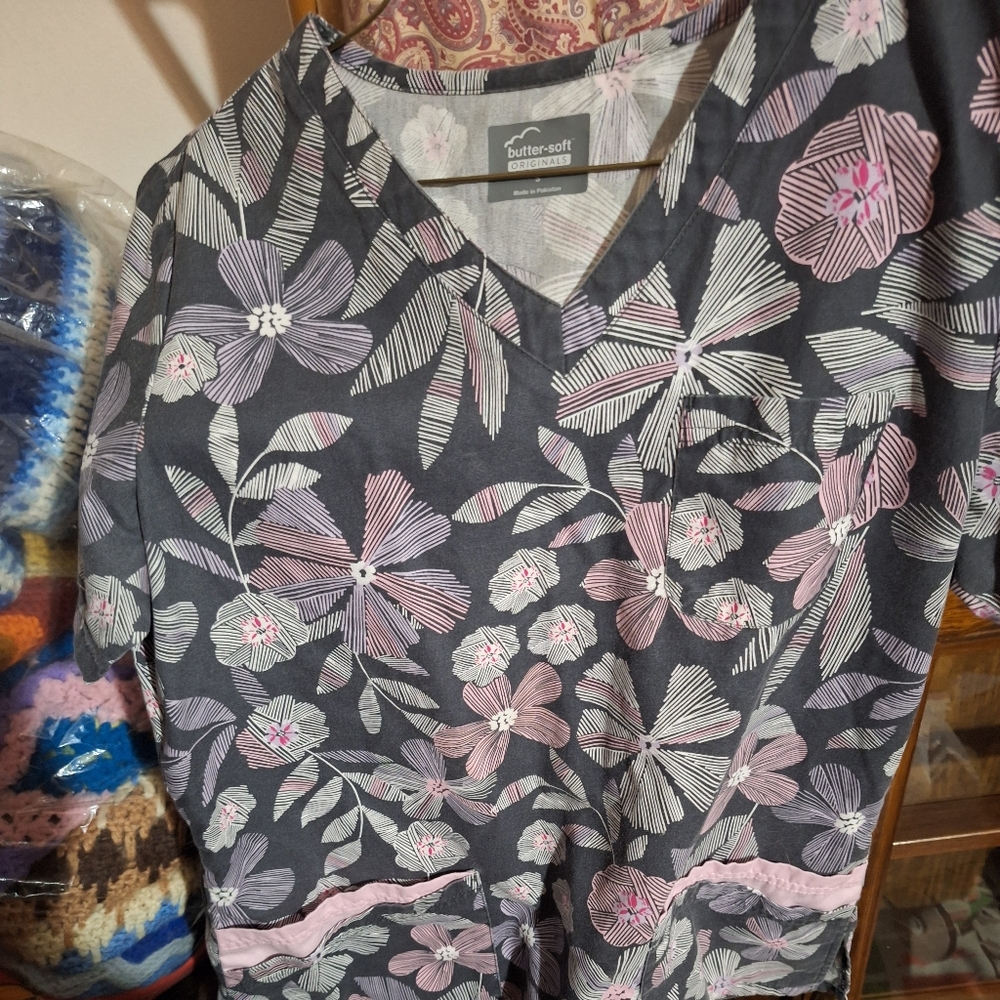 Scrub Top